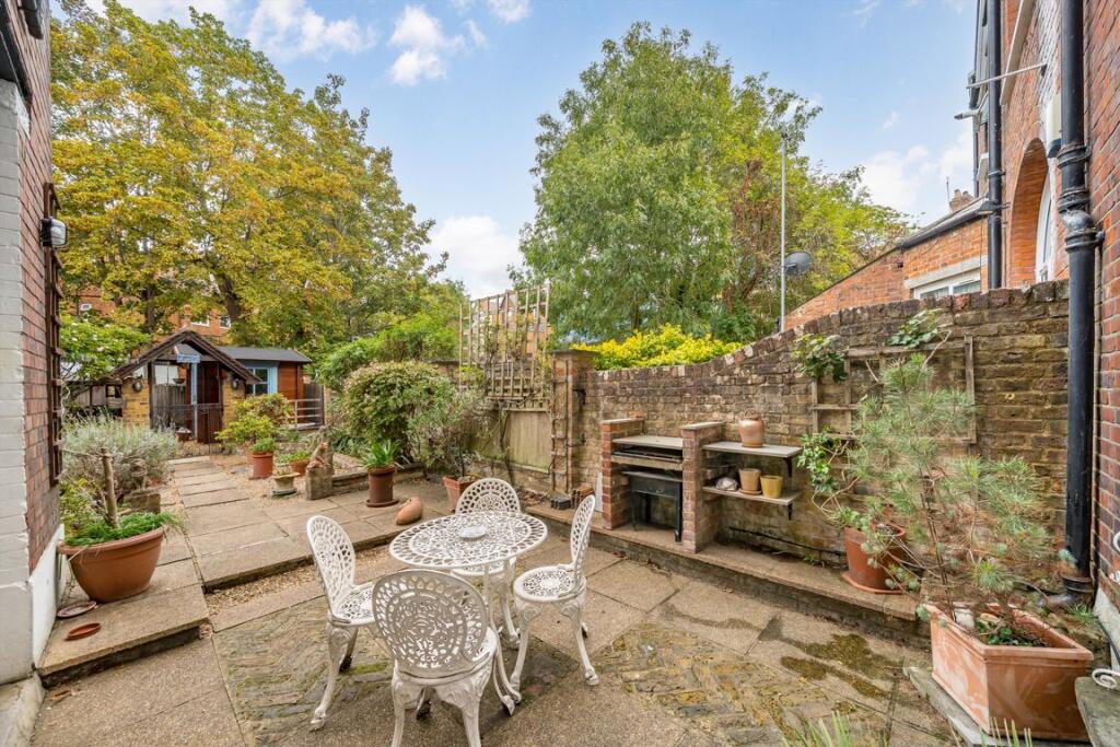 House in London - More