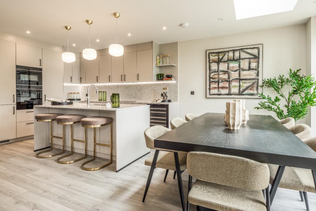 House in London - View 5