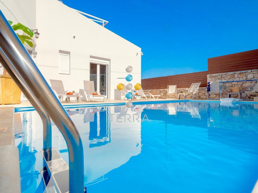 Main image of property: Crete, Rethymnon