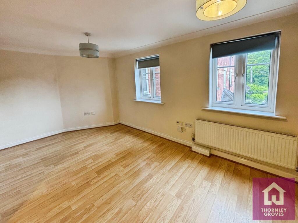 Apartment in Salford, Greater Manchester - View 2