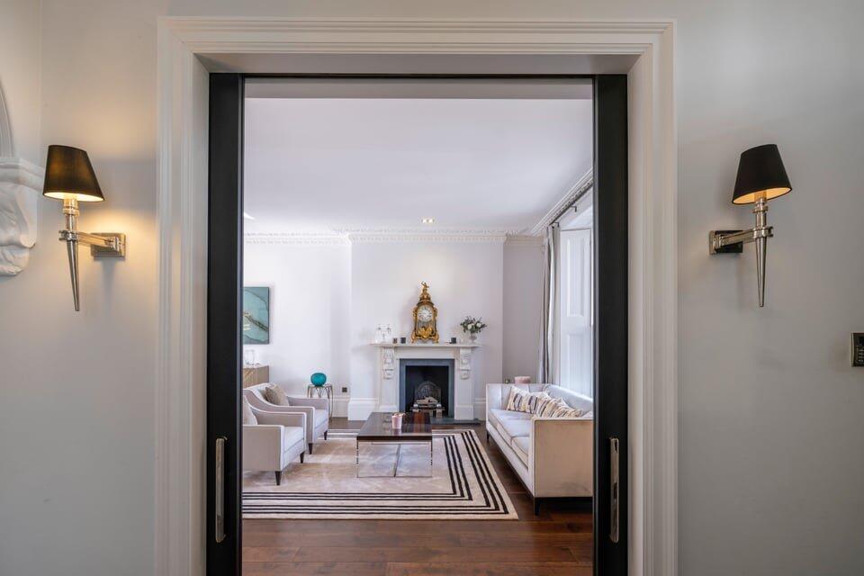 House in London - View 3