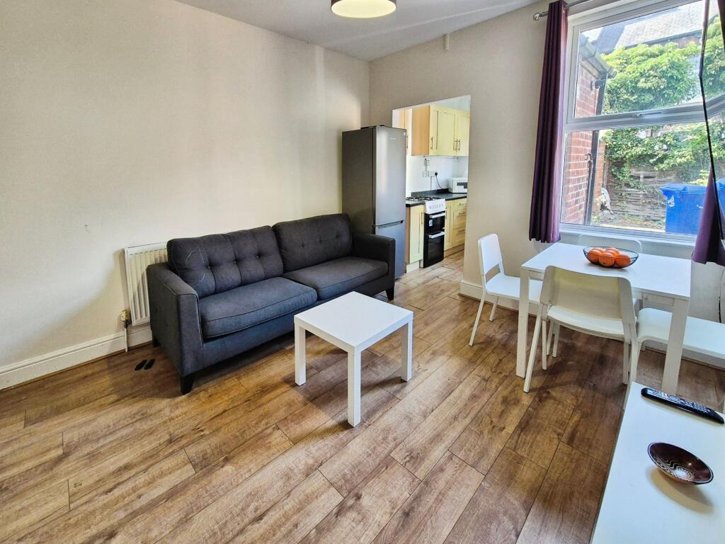 House in Sheffield, South Yorkshire - View 3