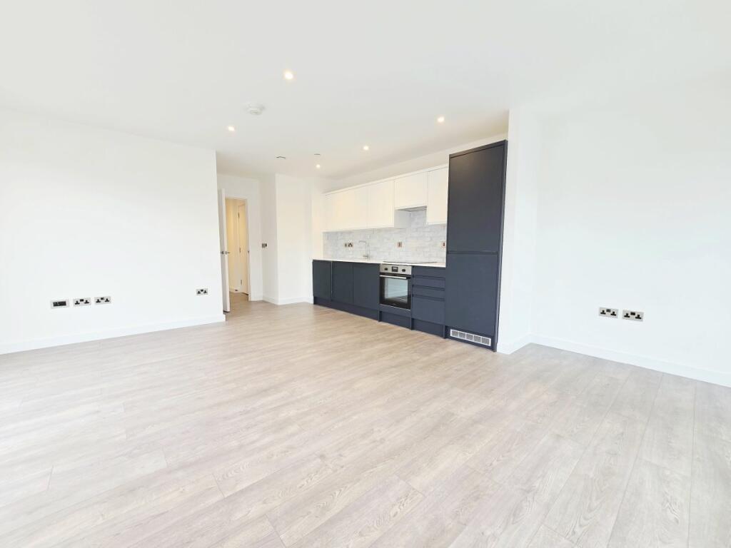 Main image of property: 1a High Mead, Harrow