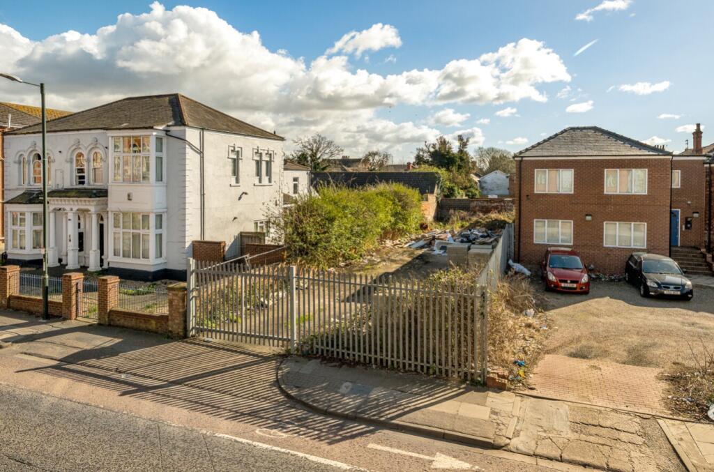 Main image of property: Land Adj, 2 Eleanor Street, Grimsby, Lincolnshire, DN32