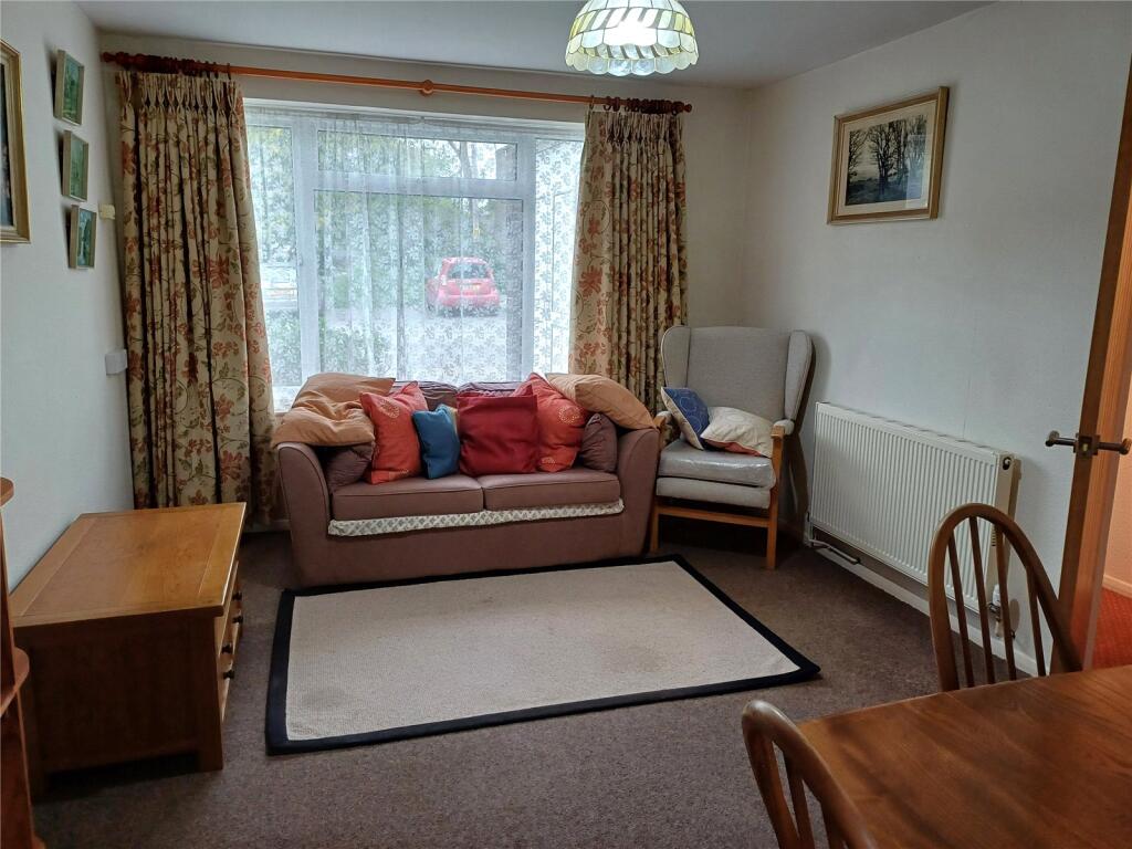Eggardon Close, Beaminster, Bridport, Dorset, DT8 photo 3