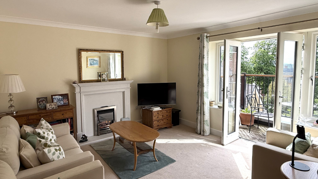 Main image of property: Apartment 28 The Avenue, Richmond Wood Norton, Evesham Road, Wood Norton, Worcestershire, WR11 4TY
