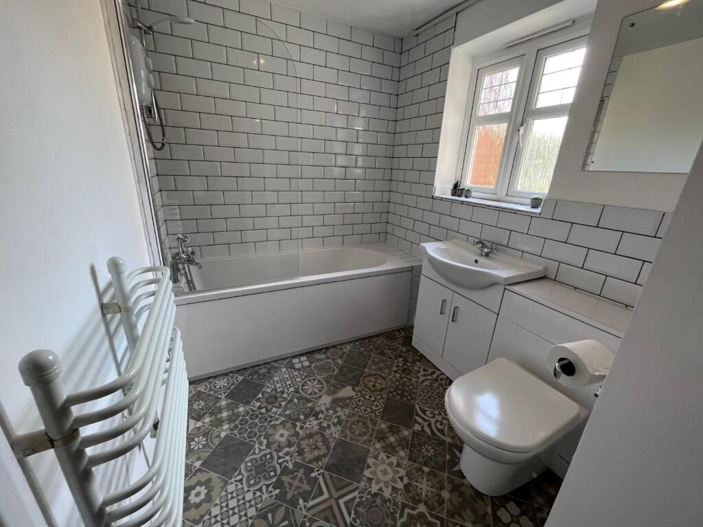 Apartment in Birmingham, West Midlands - View 3