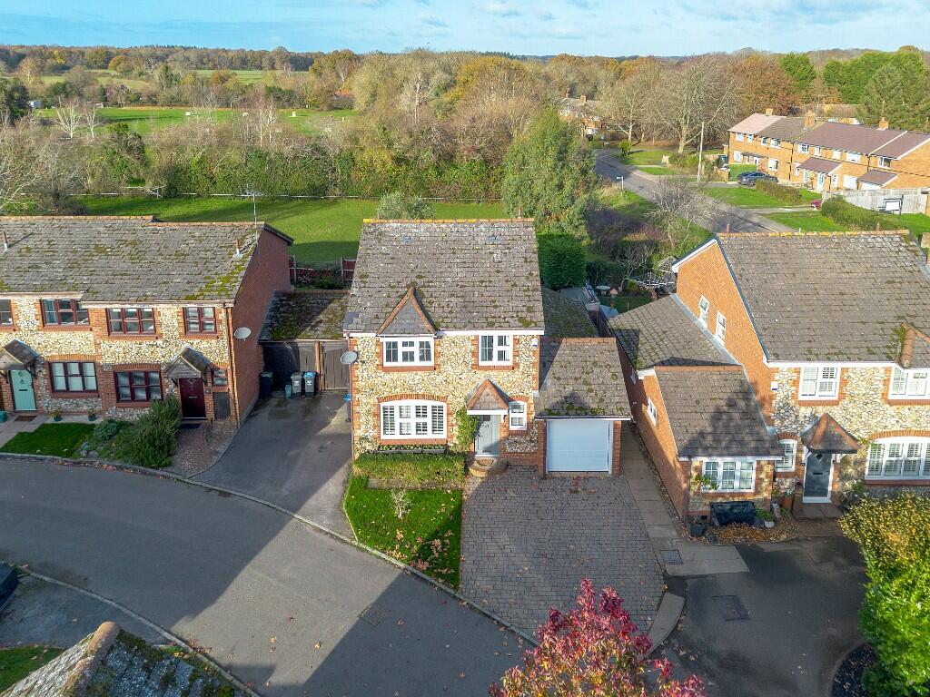 Main image of property: 14 The Flintings, Gaddesden Row, HP2