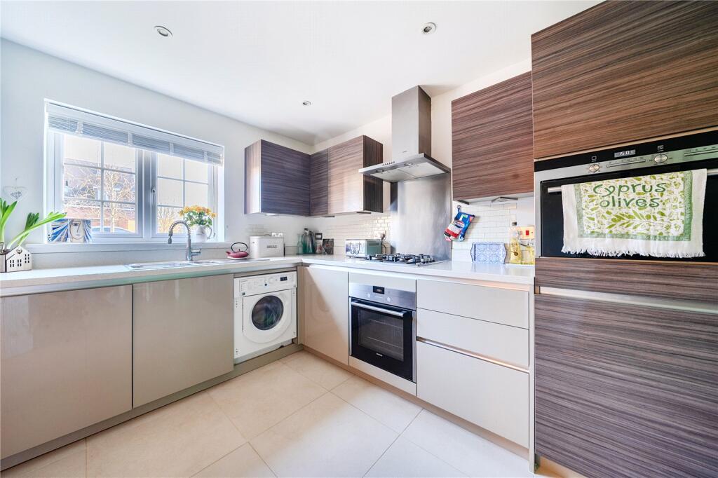 House in Hart, Crookham Village - View 3