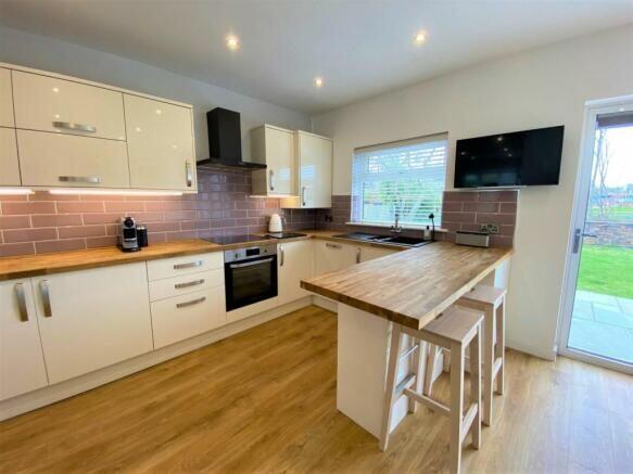House in Stockport - View 4