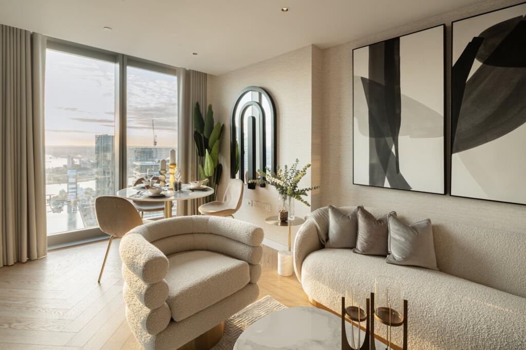 Main image of property: Landmark Pinnacle, 
15 Westferry Road, E14