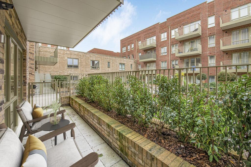 Main image of property: Station Approach, 
South Oxhey, 
WD19 7DT
