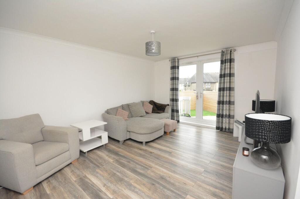 Cadzow Avenue, Bo'ness, EH51 photo 2