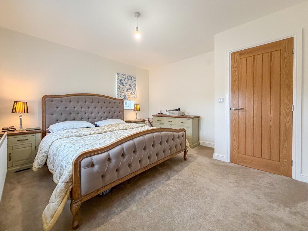 House in Newcastle upon Tyne, Woolsington - View 4