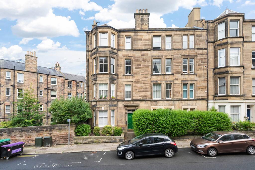 Main image of property: 3f2, 5 Comiston Terrace, Morningside, Edinburgh, EH10 6AJ