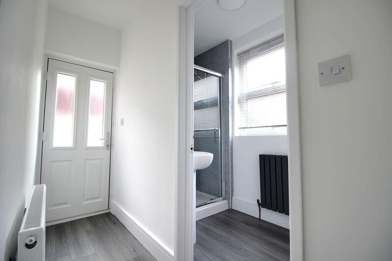 Apartment in Nottingham, Forest Fields - View 4