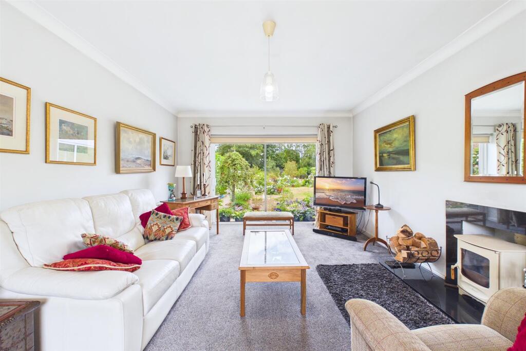 House in Dereham, Clint Green, Yaxham - View 4