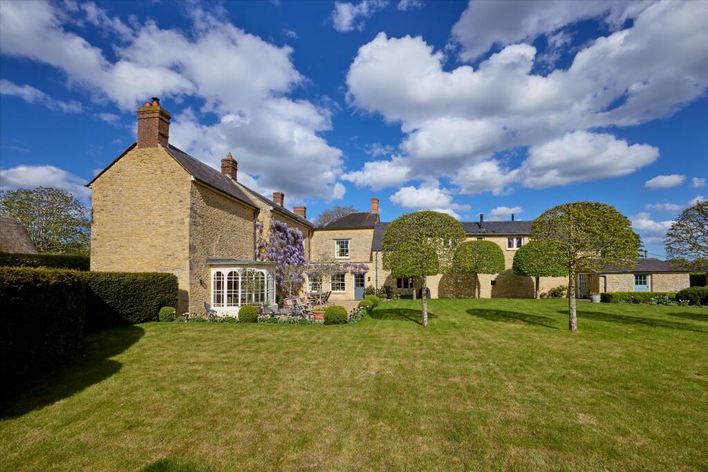 Main image of property: Court Farm House, Fritwell, Oxfordshire OX27
