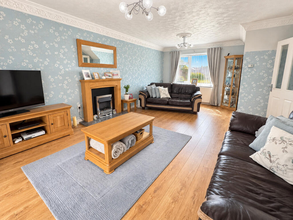 House in Southend-on-Sea - View 4