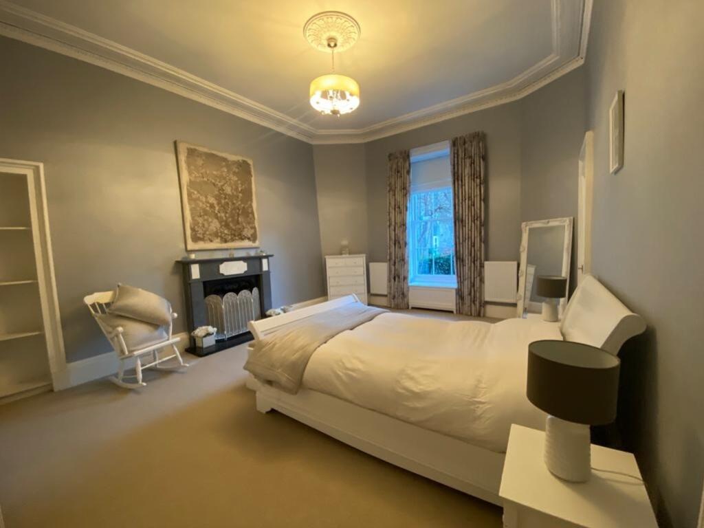 Apartment in Edinburgh - View 5