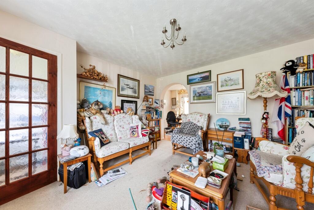 House in North Kesteven, Ruskington - View 2