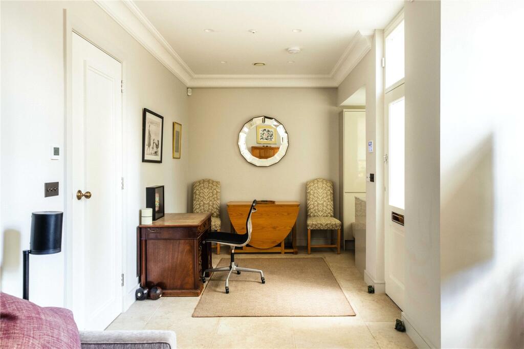 Apartment in London, South Kensington - View 5