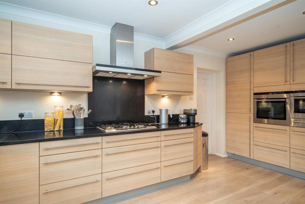 Additional image 11 of Havercroft Close, St. Albans