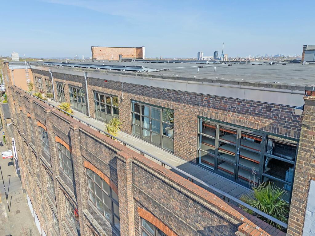 2nd Floor Terrace