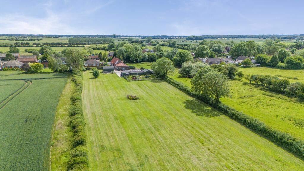 House in Alford, Sloothby - More