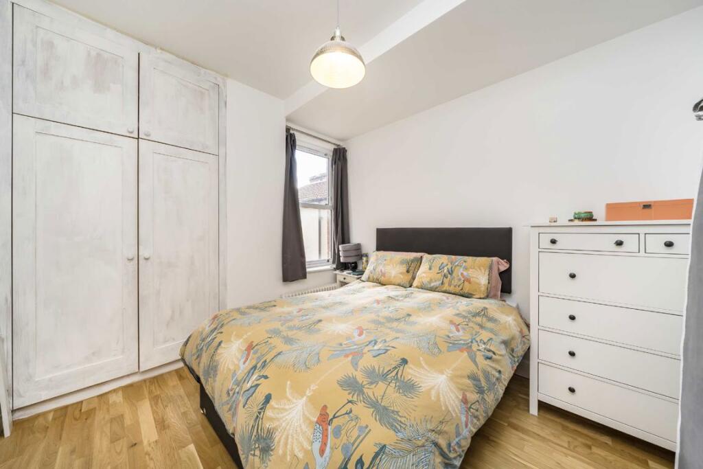Apartment in London - View 4