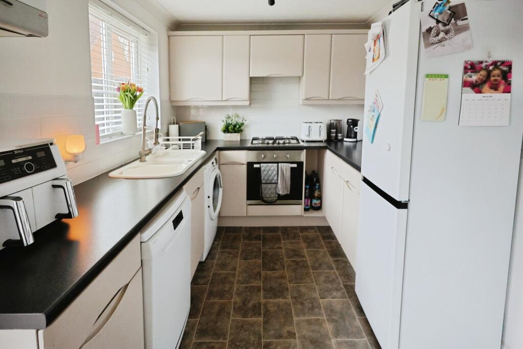 Robinson Close, Willington, Crook photo 3