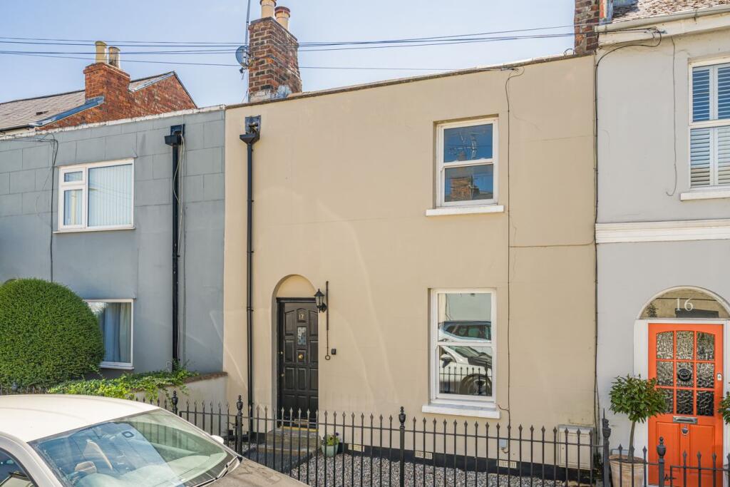 3-bed terraced on Francis Street, Leckhampton, Cheltenham, GL53, £350,000