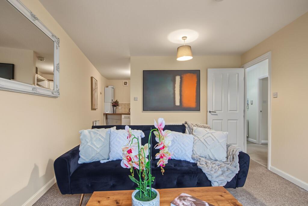 Apartment in Kilmarnock - More