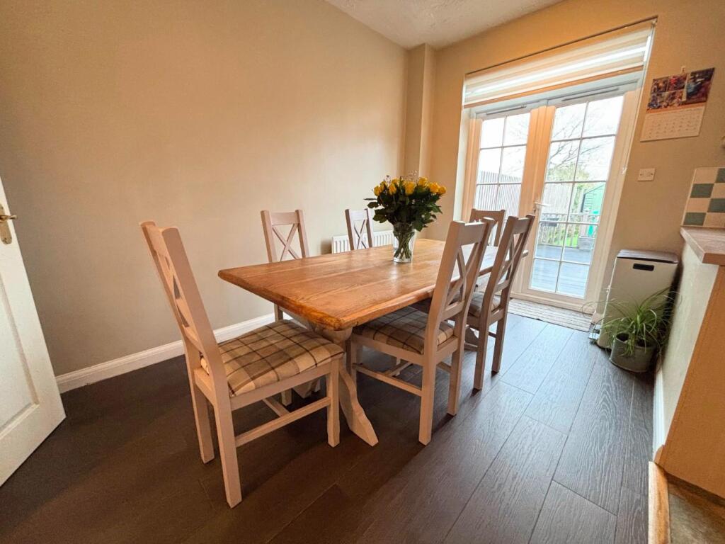 House in Grange Park - View 5