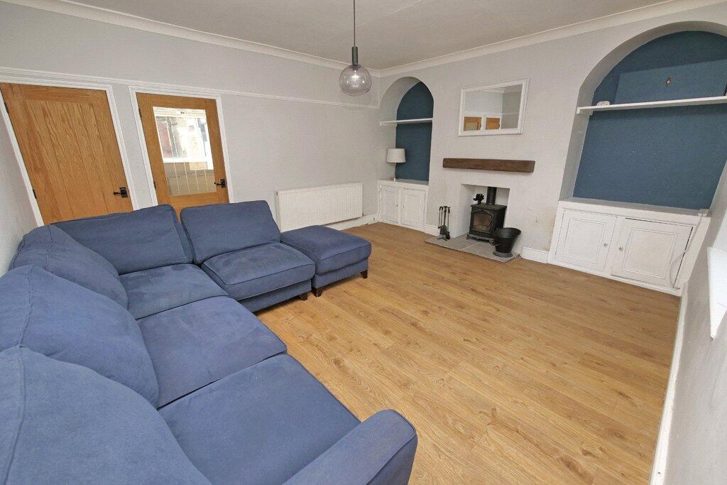 7 Chapel Street, Carleton, BD23 3HE - View 4