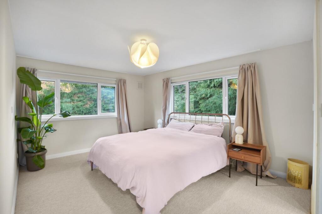 House in London - View 4