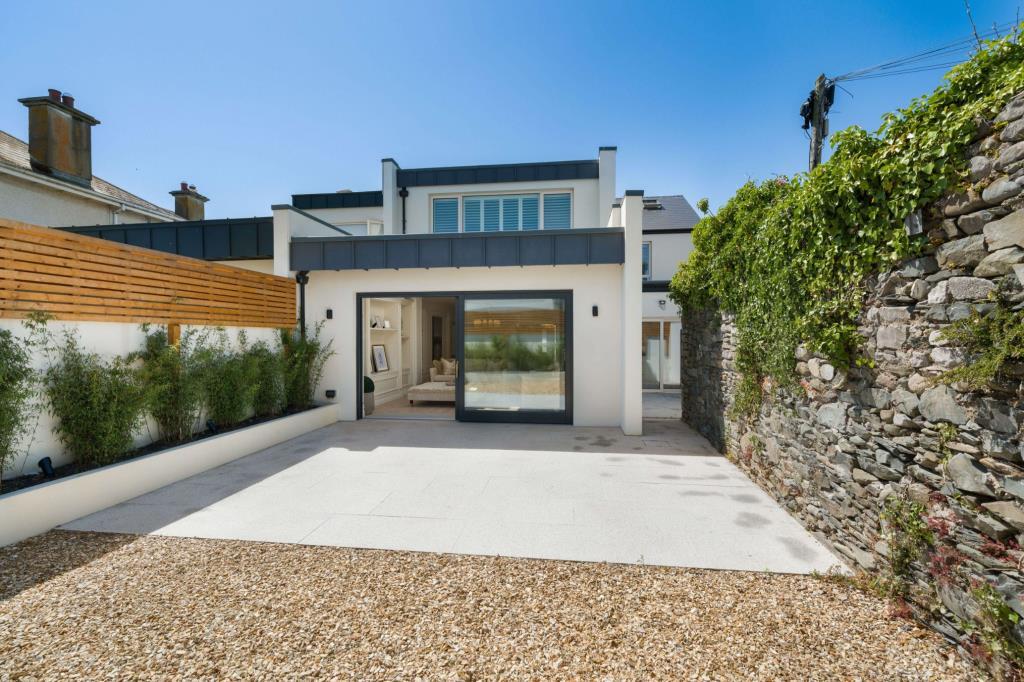 Main image of property: 5 Strand Street, Skerries, County Dublin, K34 W640
