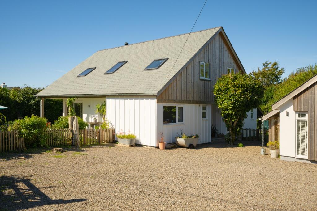 6-bed detached on Woolacombe, North Devon, £900,000