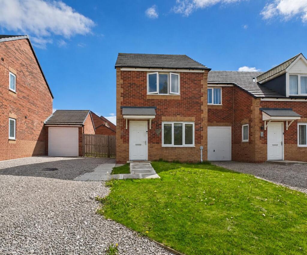 Main image of property: Findon Way, Skelmersdale, WN8 6HG