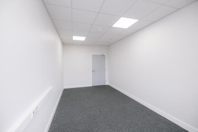200 sqft office