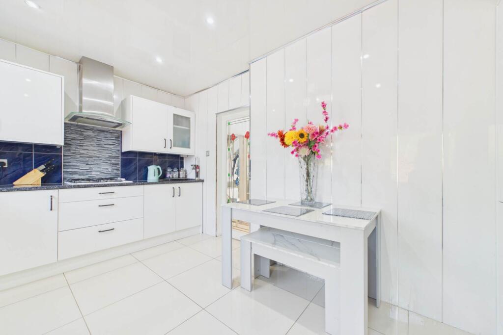House in Motherwell, North Lanarkshire - View 4