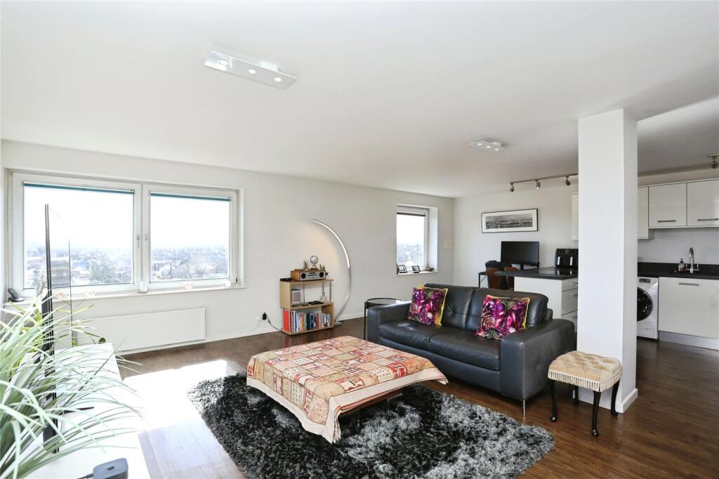 Main image of property: Deverill Court, Avenue Road, London, SE20
