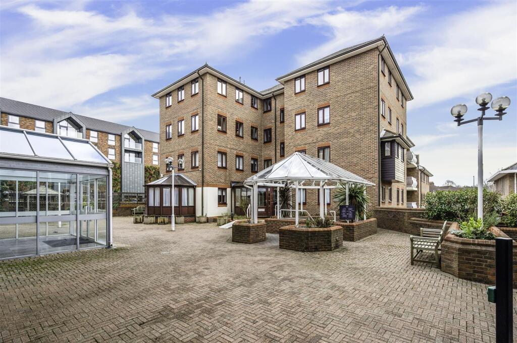 Main image of property: Homewater House, Upper High Street, Epsom, KT17 4QJ