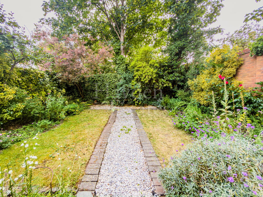 Main image of property: Anton Close, Bewdley, DY12 1HX