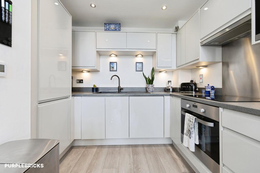 Apartment in Gateshead, North East - View 5