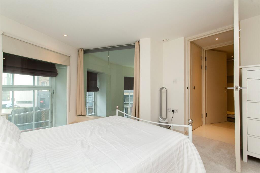 Apartment in London - View 3