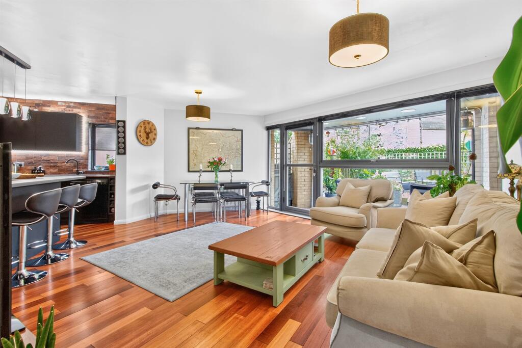 Apartment in Glasgow - View 4
