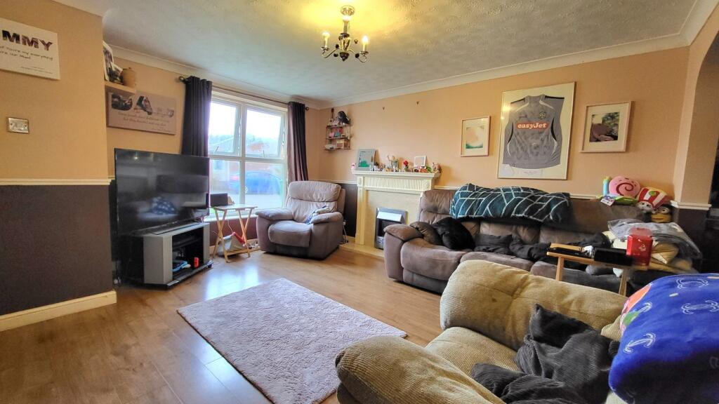 Bradegate Drive, Dogsthorpe, Peterborough, PE1 photo 4