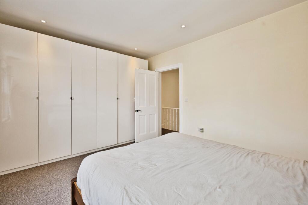 Additional image 11 of Lyde Road, Yeovil