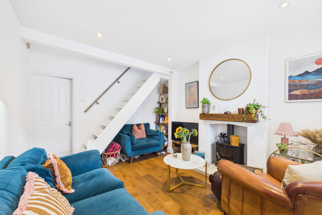 House in Wokingham - View 2